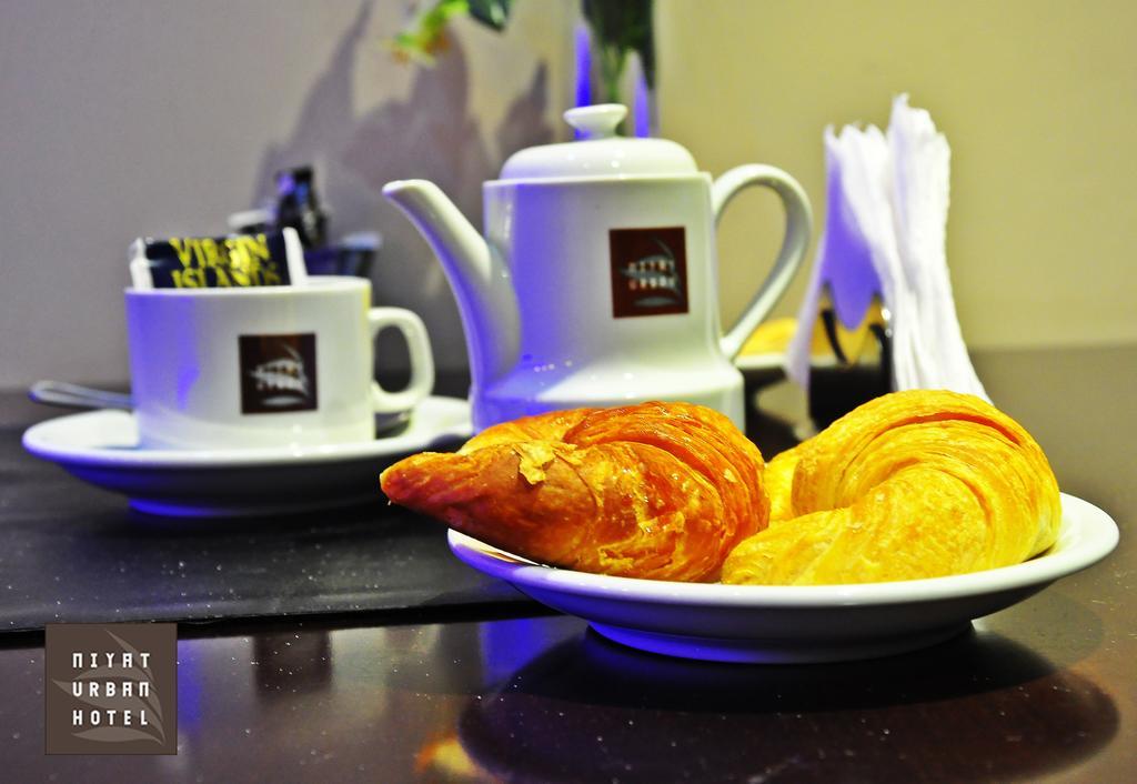 Niyat Urban Hotel Ресистенсия Экстерьер фото